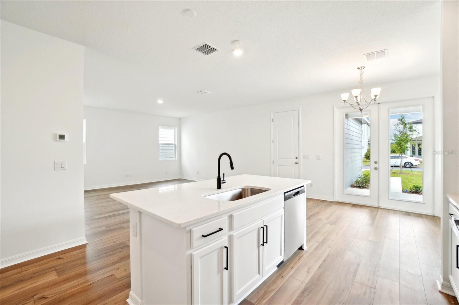 2437 ZUNI RD, ST CLOUD, FL, 34771