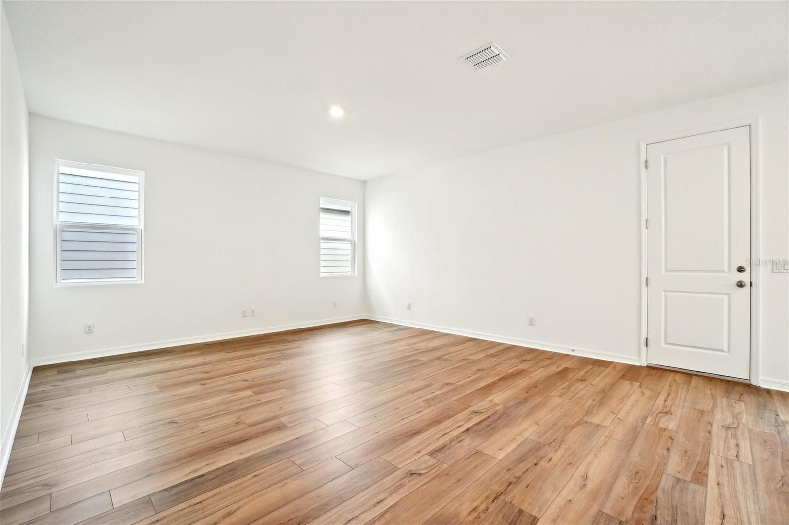 2437 ZUNI RD, ST CLOUD, FL, 34771