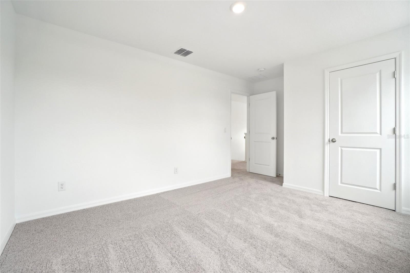 2437 ZUNI RD, ST CLOUD, FL, 34771