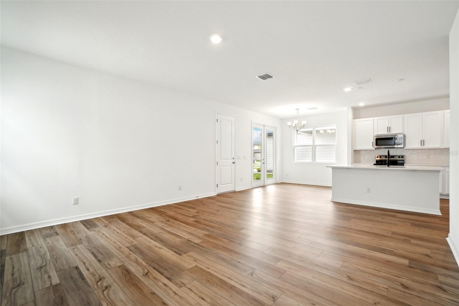 2437 ZUNI RD, ST CLOUD, FL, 34771