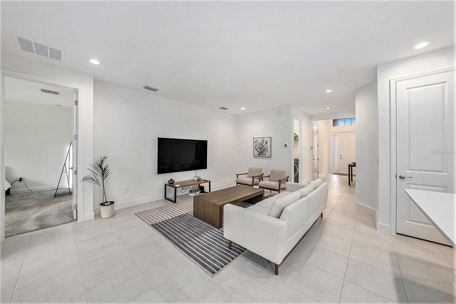 3433 GREAT BANYAN WAY, WESLEY CHAPEL, FL, 33543