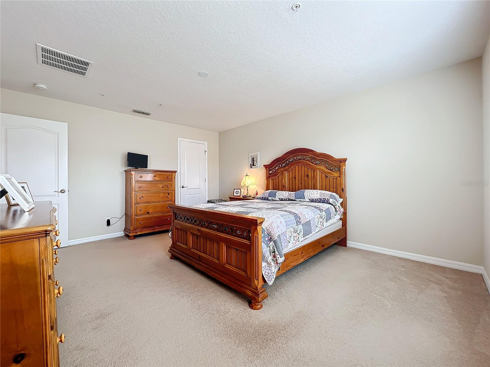 2093 LEATHER FERN DR, OCOEE, FL, 34761