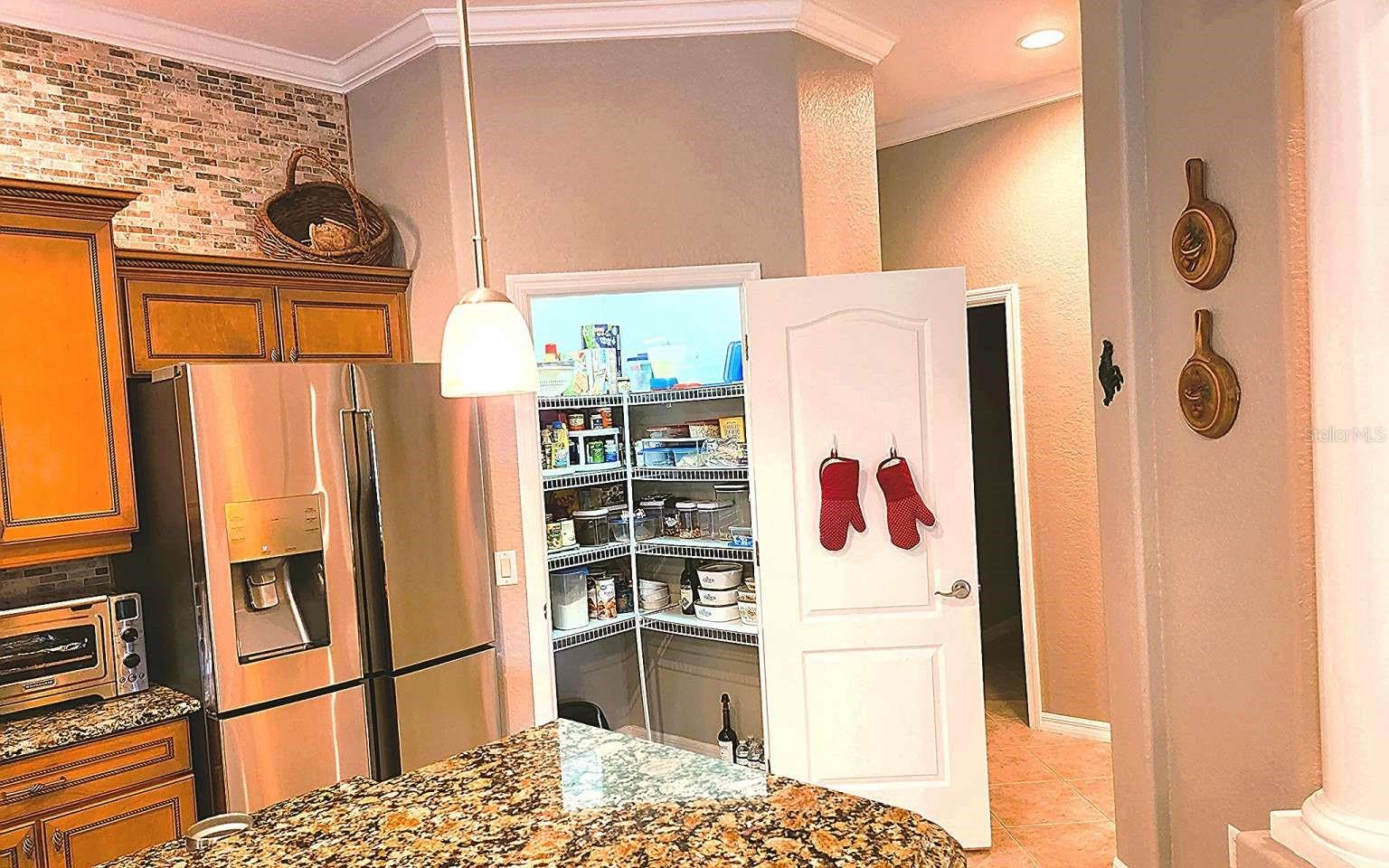 9008 WILLOWBROOK CIR, BRADENTON, FL, 34212