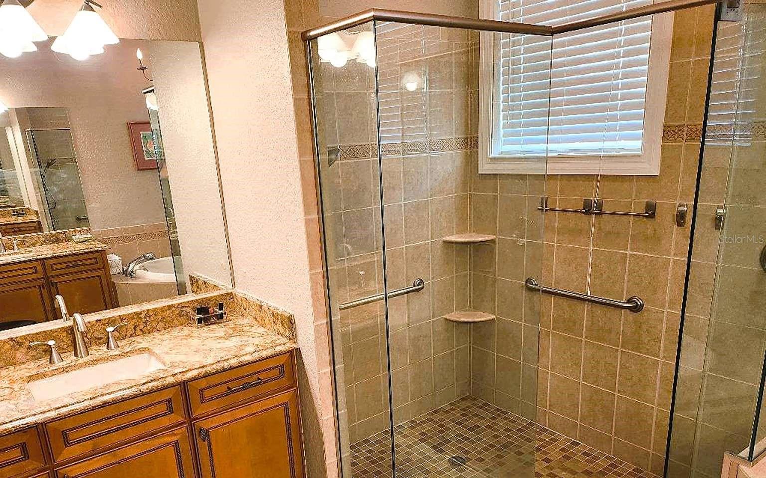 9008 WILLOWBROOK CIR, BRADENTON, FL, 34212