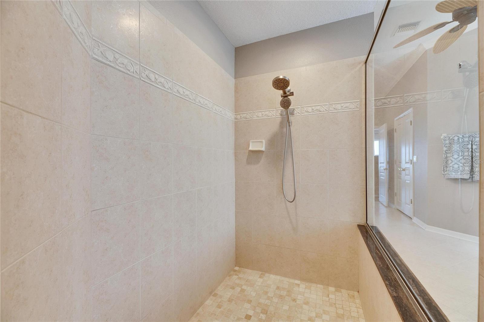 5253 BRIGHTON SHORE DR, APOLLO BEACH, FL, 33572
