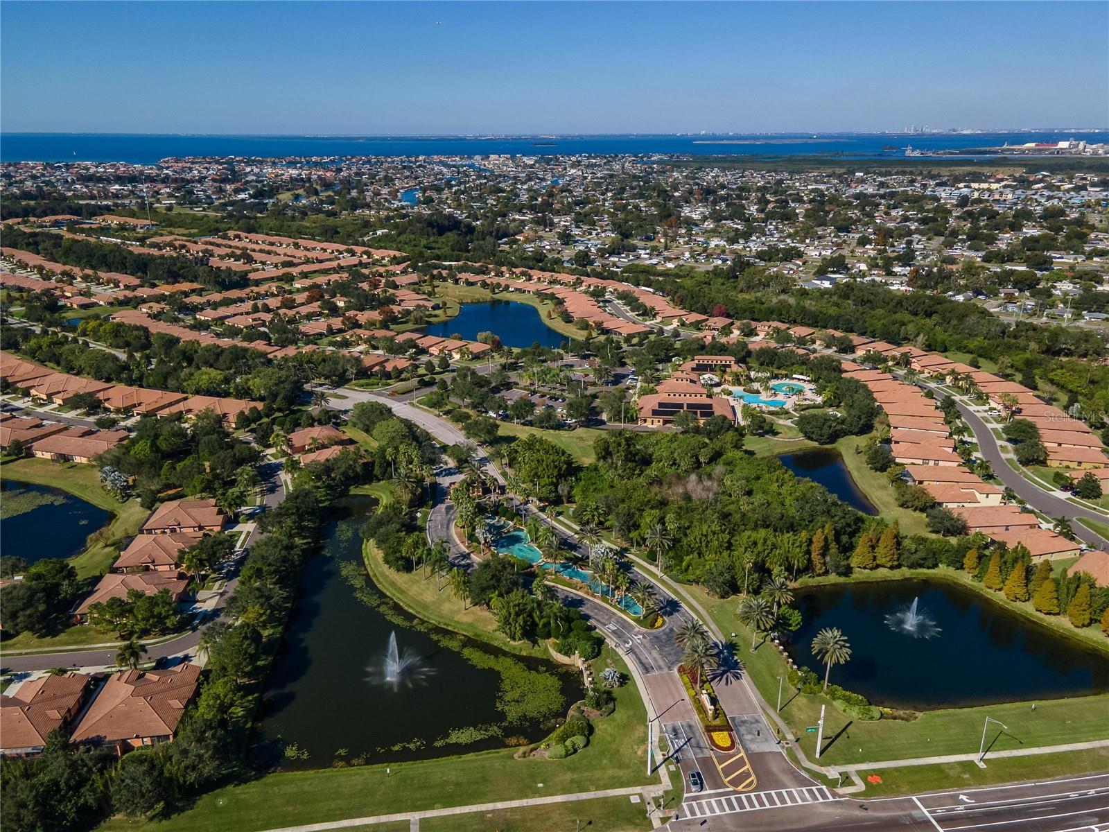 5527 SUNSET FALLS DR, APOLLO BEACH, FL, 33572