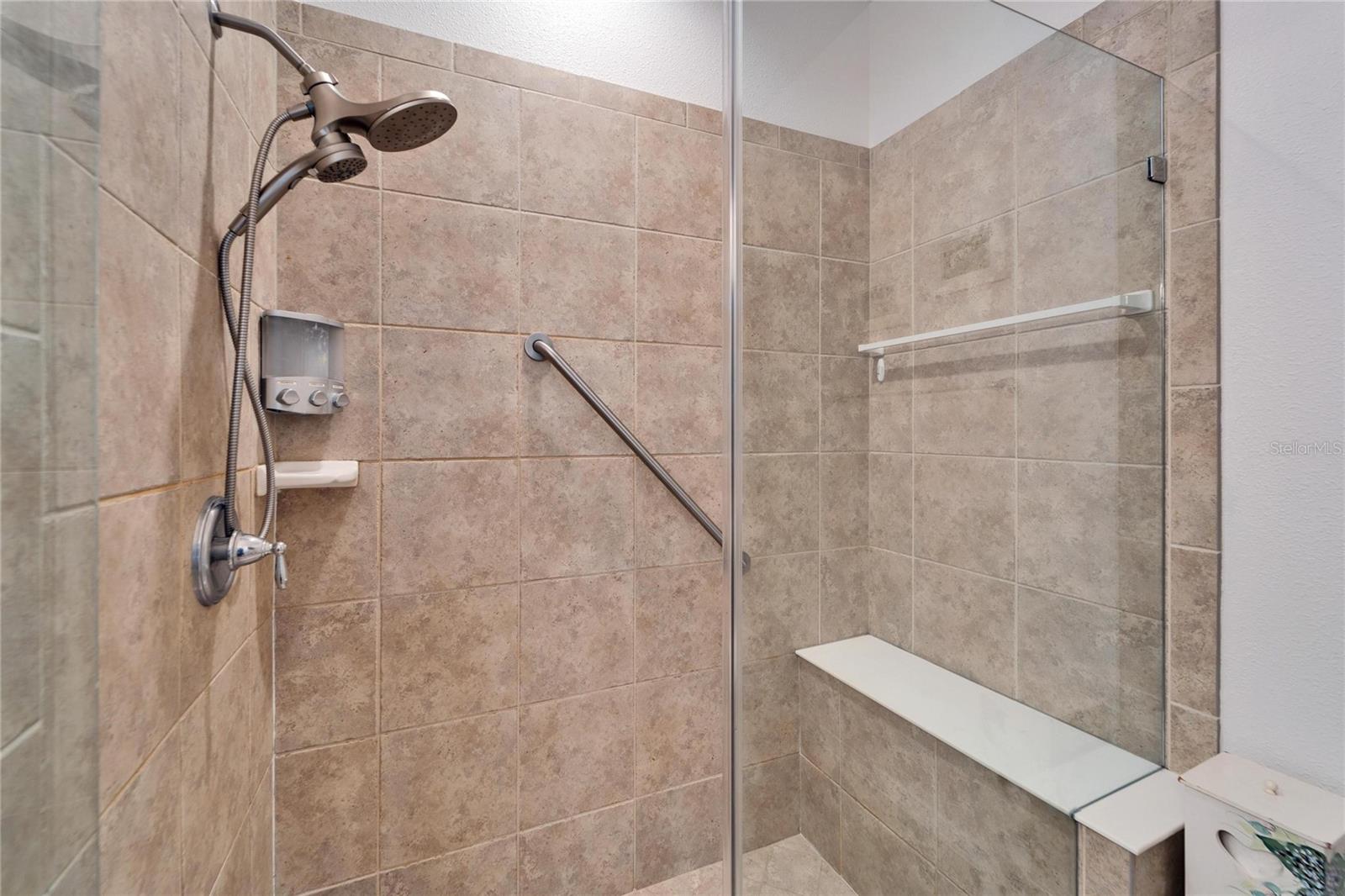 5527 SUNSET FALLS DR, APOLLO BEACH, FL, 33572