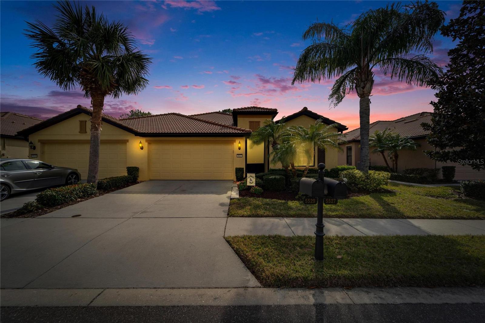 5527 SUNSET FALLS DR, APOLLO BEACH, FL, 33572