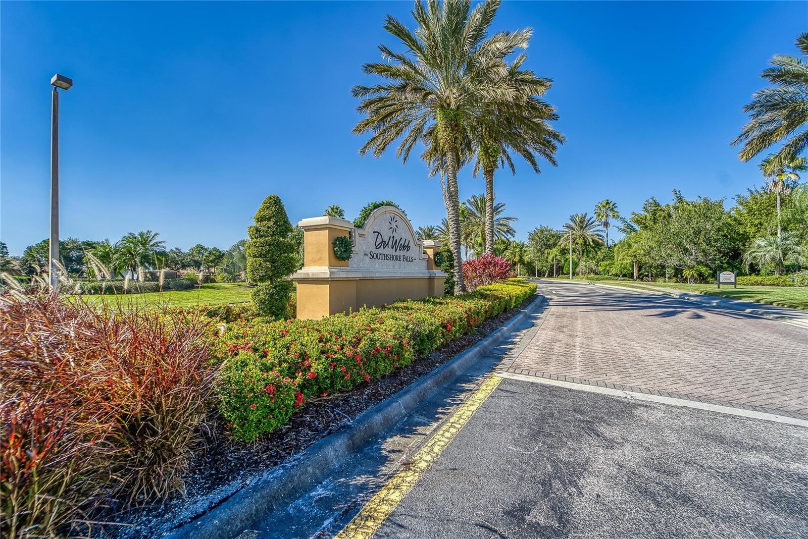 5527 SUNSET FALLS DR, APOLLO BEACH, FL, 33572