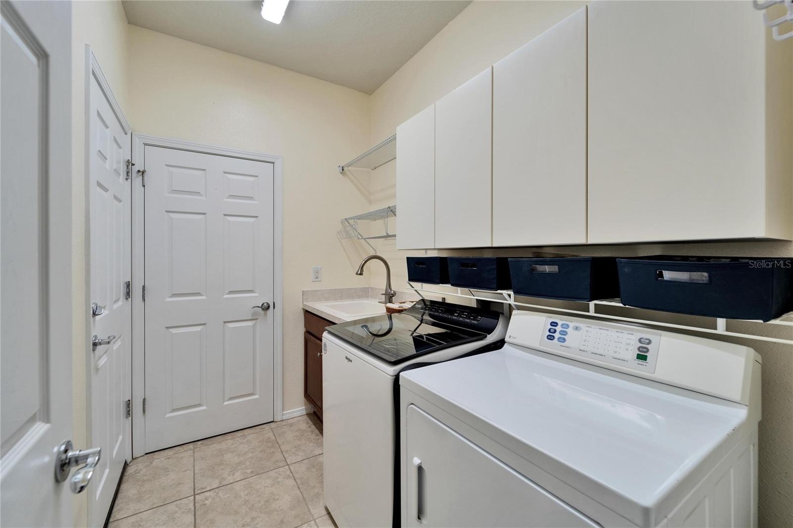 5527 SUNSET FALLS DR, APOLLO BEACH, FL, 33572