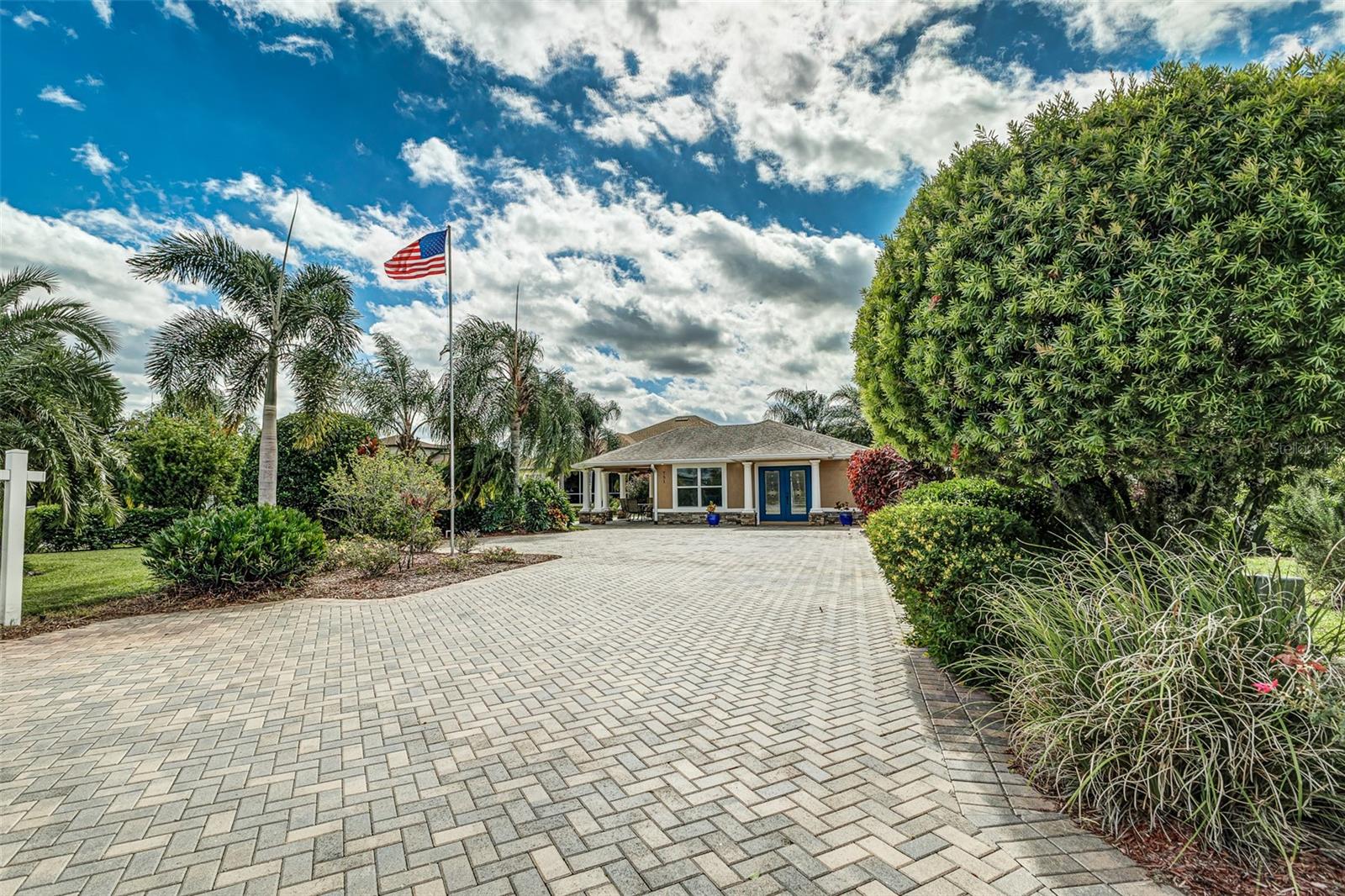 751 MEANDERING WAY, POLK CITY, FL, 33868