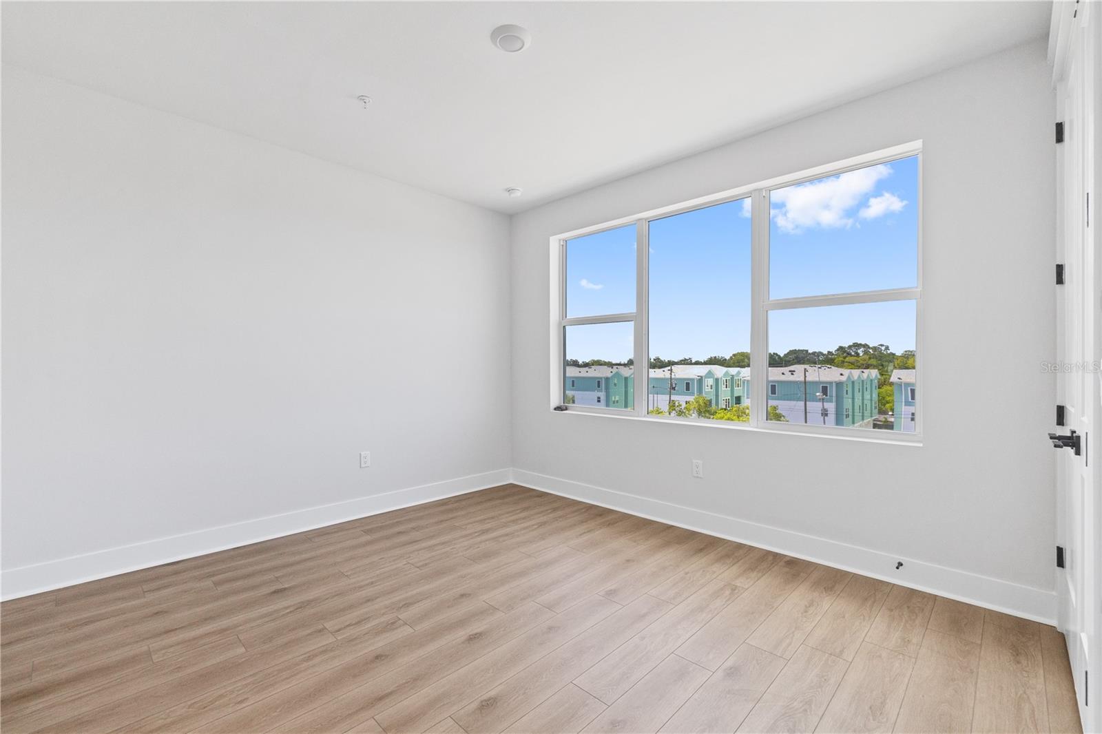 13 29TH ST N, ST PETERSBURG, FL, 33713