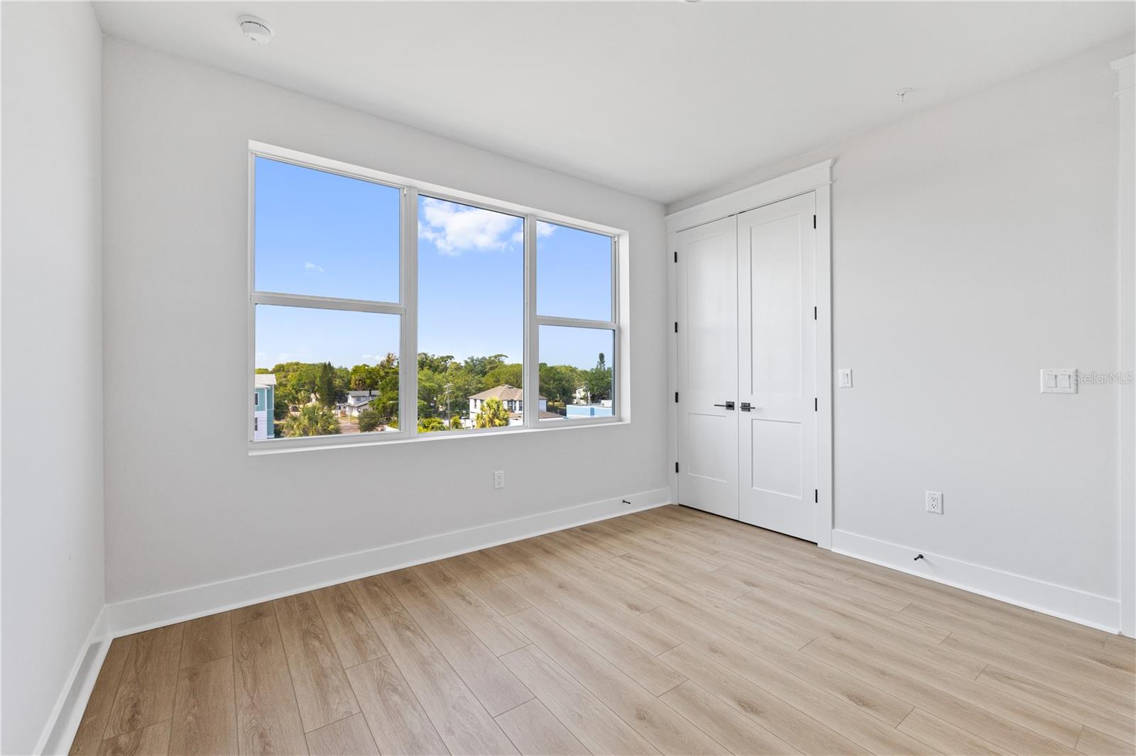 13 29TH ST N, ST PETERSBURG, FL, 33713