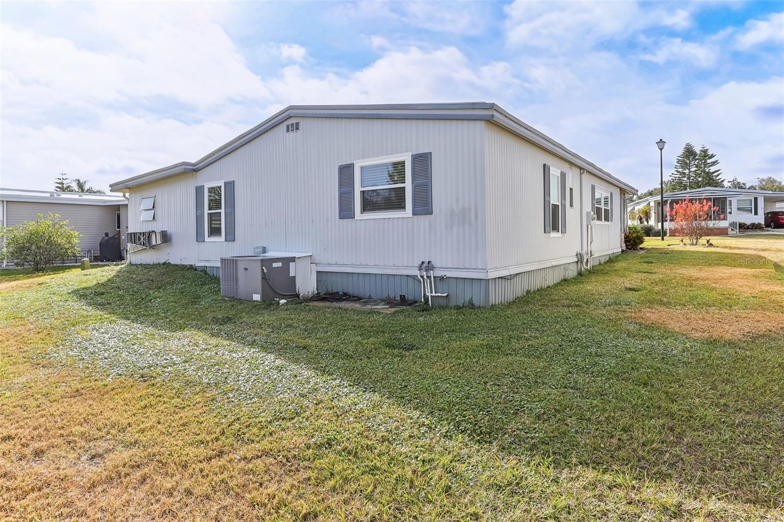 11 ORANGEWOOD DR, FRUITLAND PARK, FL, 34731