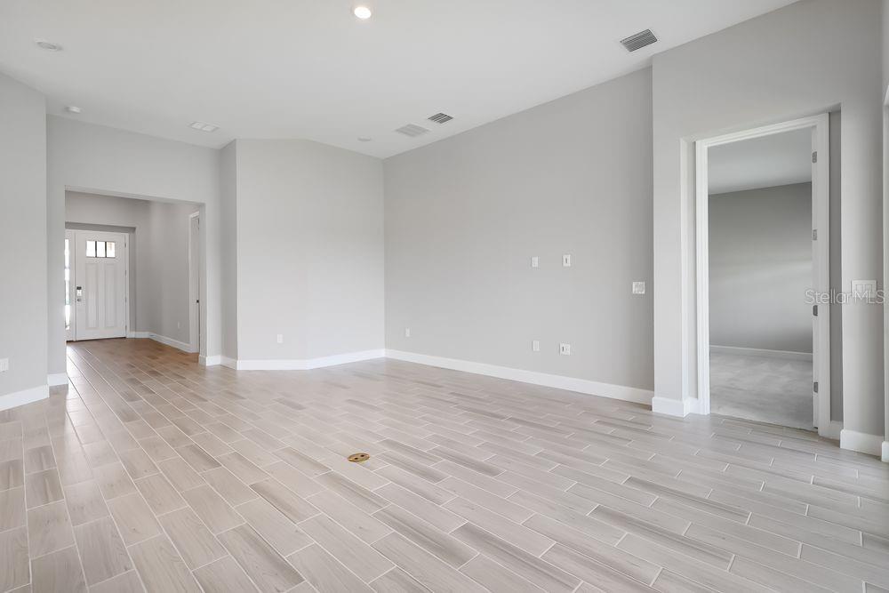 5 GEOSAM DR, PALM COAST, FL, 32137