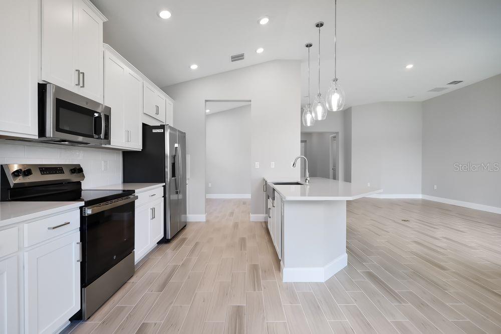 5 GEOSAM DR, PALM COAST, FL, 32137