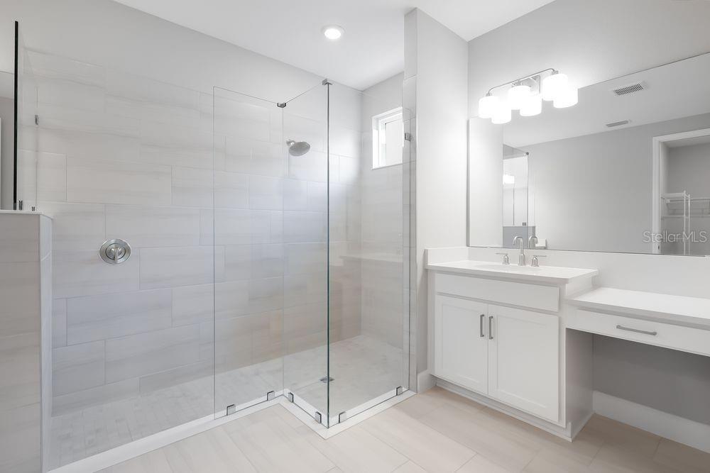 5 GEOSAM DR, PALM COAST, FL, 32137