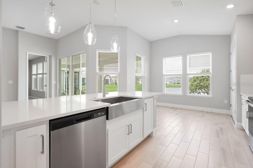 5 GEOSAM DR, PALM COAST, FL, 32137