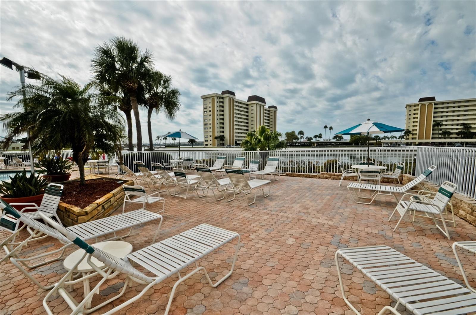 4550 COVE CIR #804, ST PETERSBURG, FL, 33708