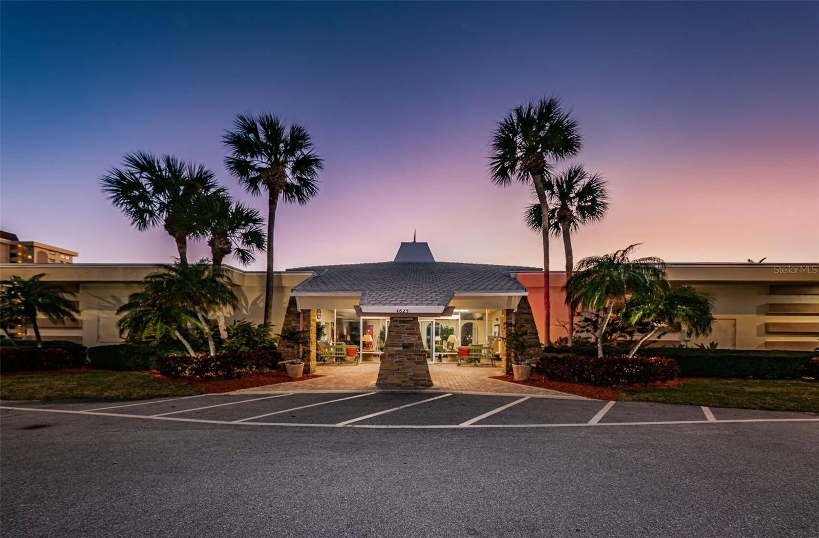 4550 COVE CIR #804, ST PETERSBURG, FL, 33708