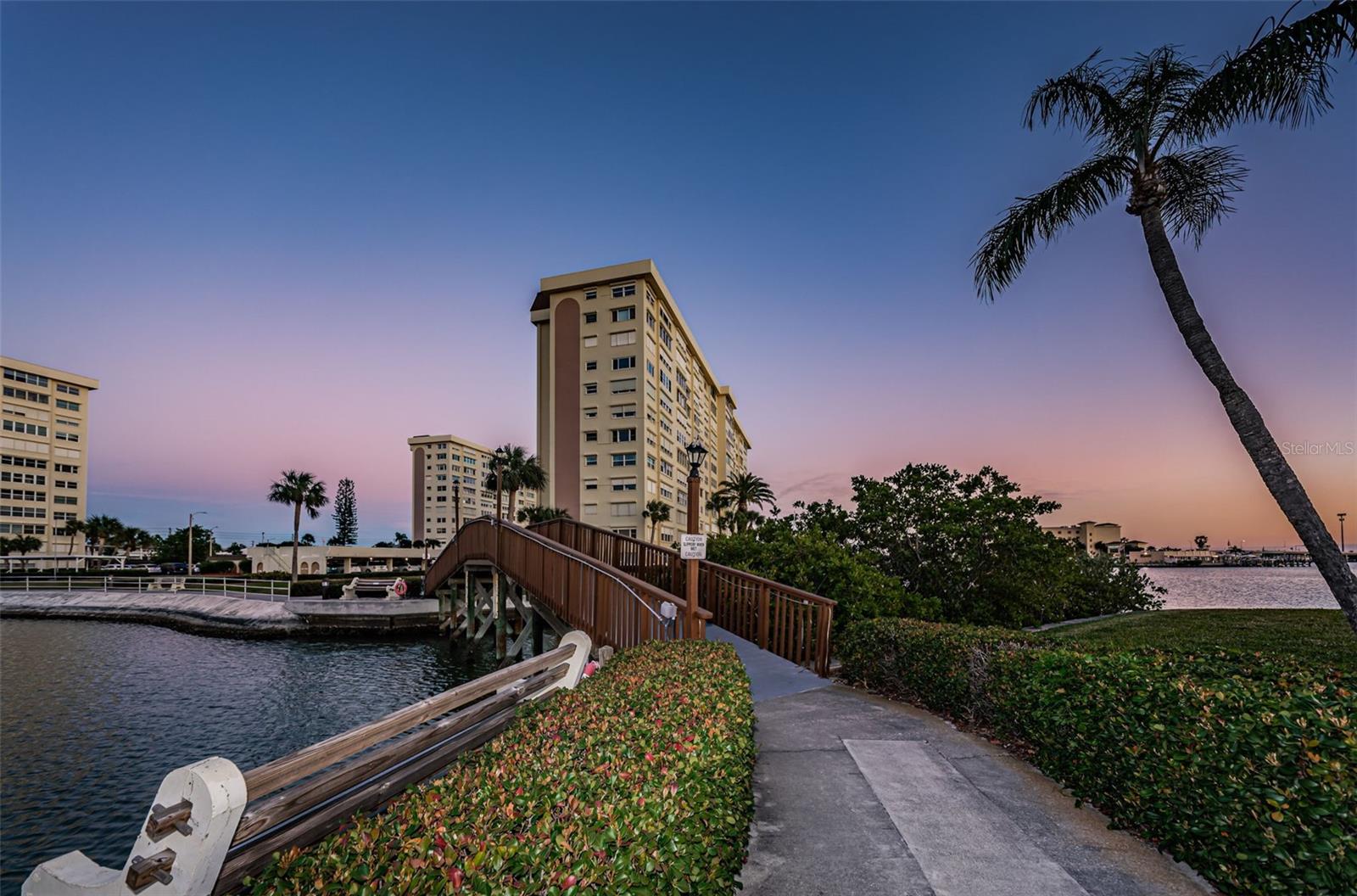 4550 COVE CIR #804, ST PETERSBURG, FL, 33708