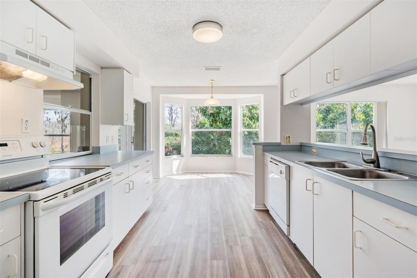 6214 CLARK LAKE DR, NEW PORT RICHEY, FL, 34655