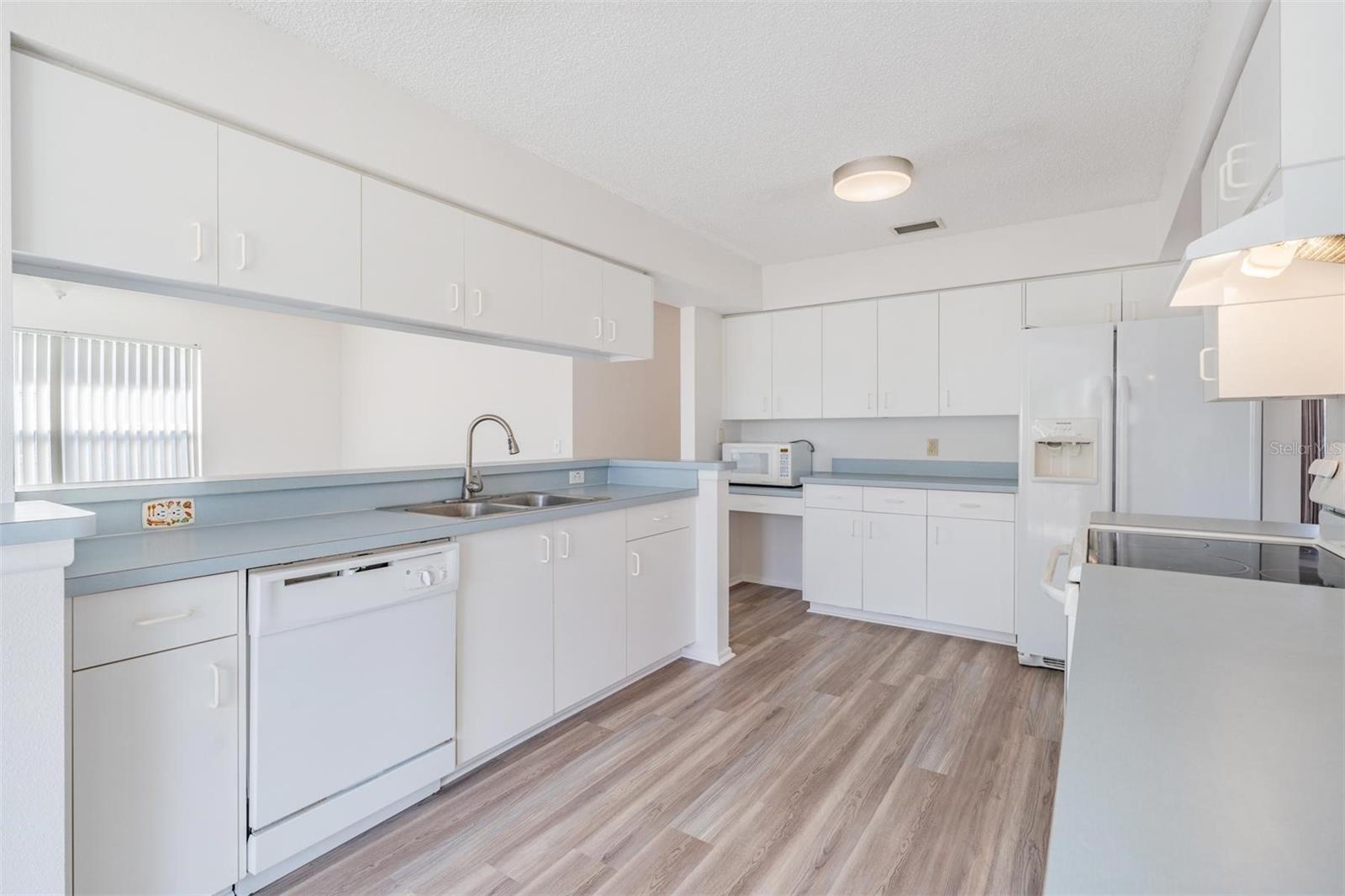 6214 CLARK LAKE DR, NEW PORT RICHEY, FL, 34655