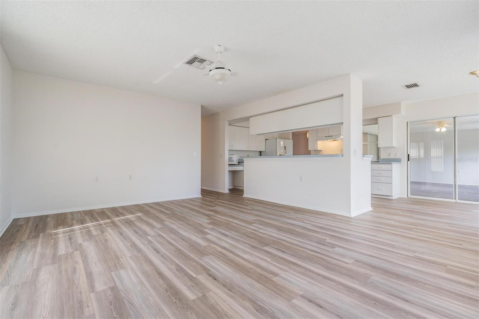 6214 CLARK LAKE DR, NEW PORT RICHEY, FL, 34655