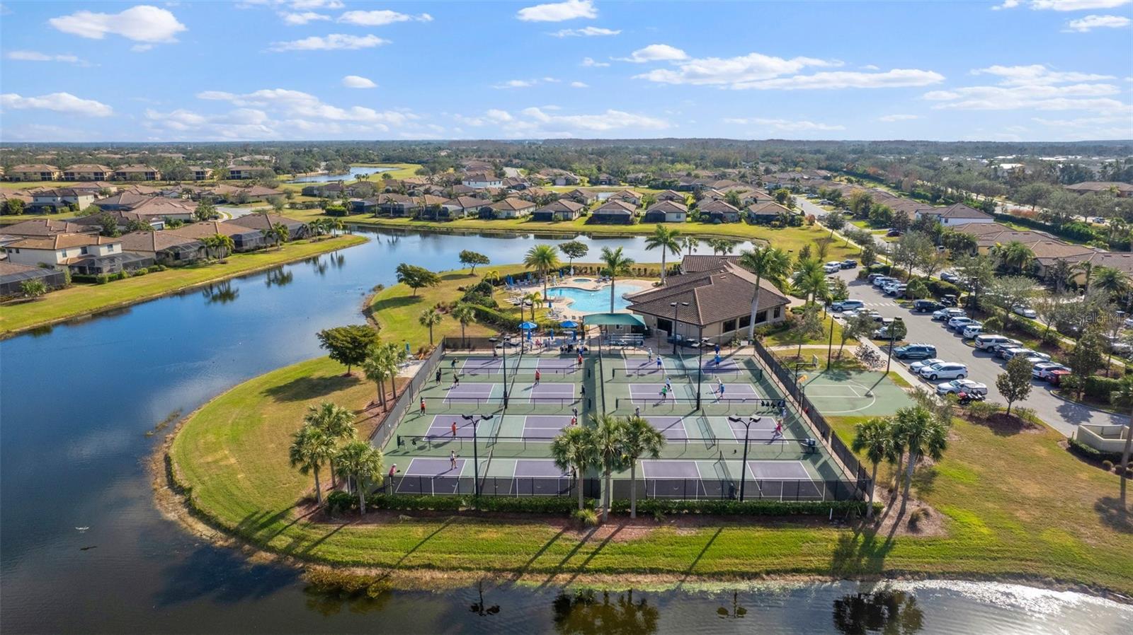 114 BABBLING BROOK RUN, BRADENTON, FL, 34212