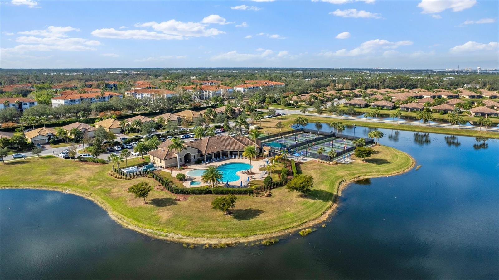 114 BABBLING BROOK RUN, BRADENTON, FL, 34212