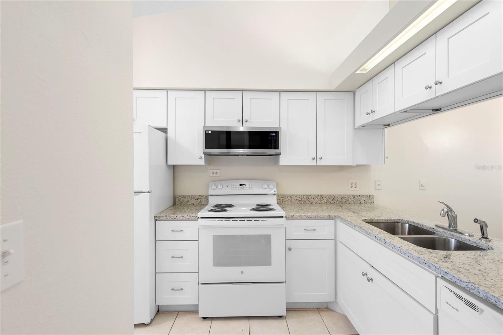 245 TERRACE HILL BLVD #1E, DEBARY, FL, 32713