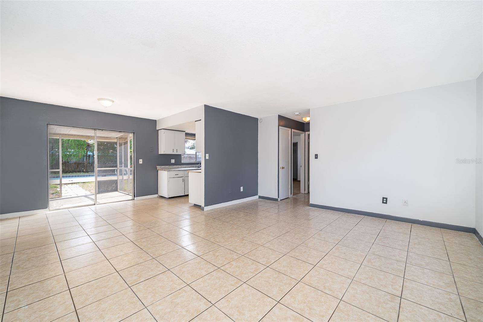 LAUREL HILLS, ORLANDO, FL, 32818