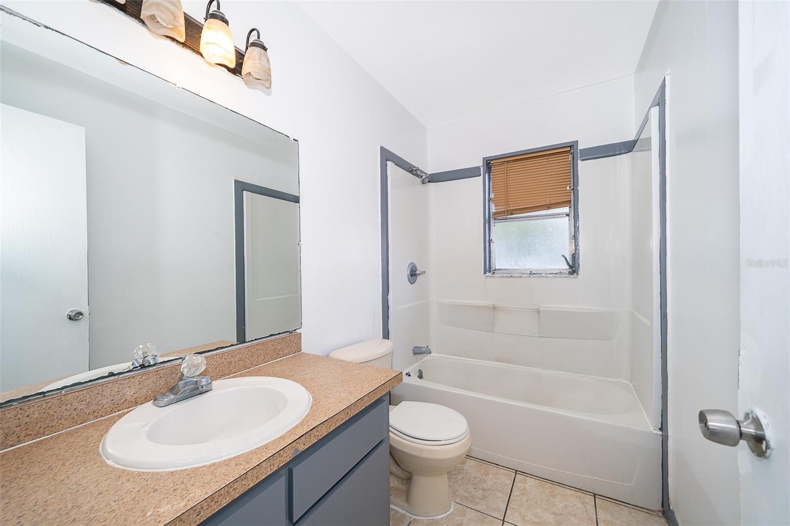 LAUREL HILLS, ORLANDO, FL, 32818