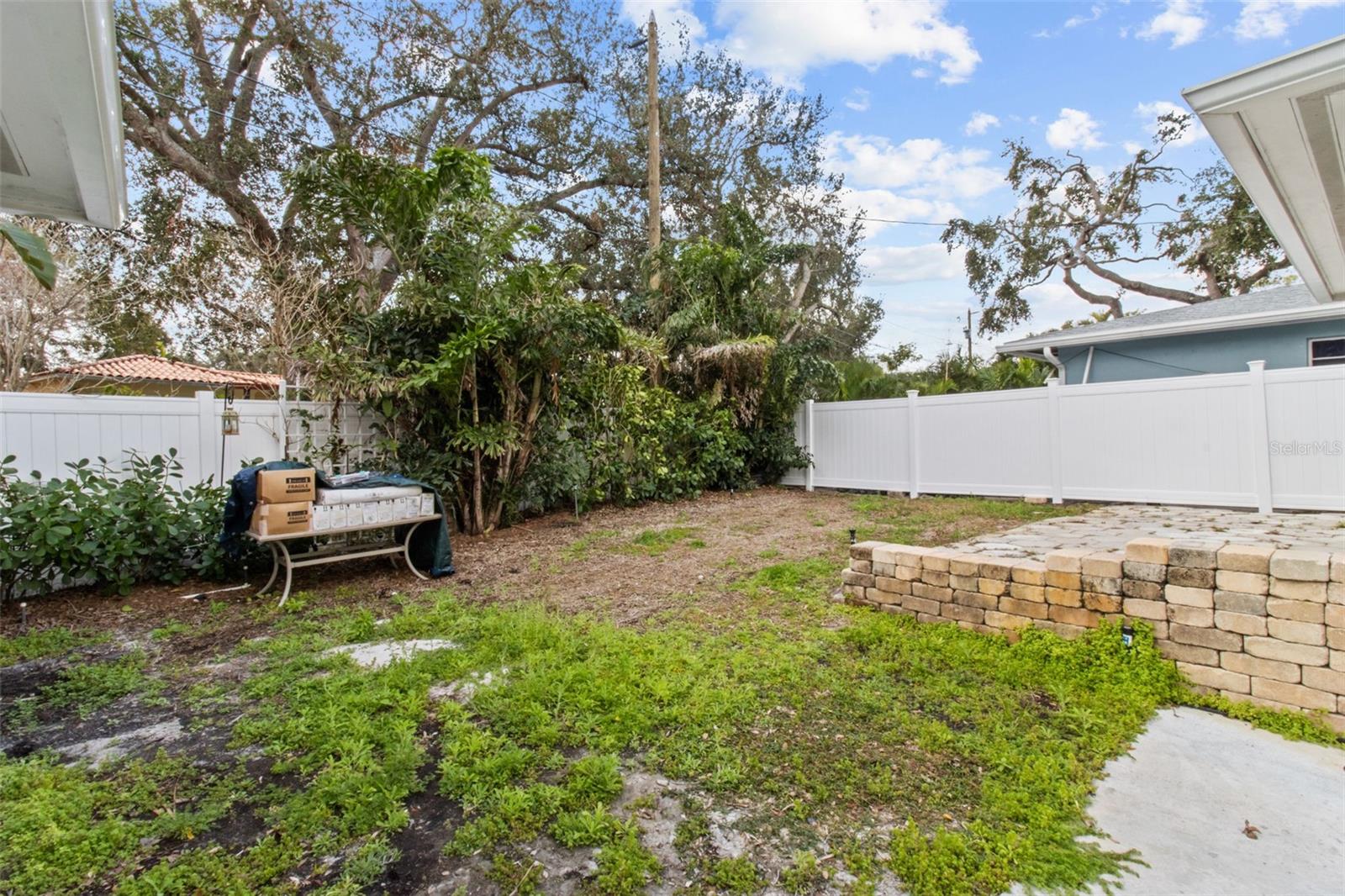 136 26TH AVE NE, ST PETERSBURG, FL, 33704