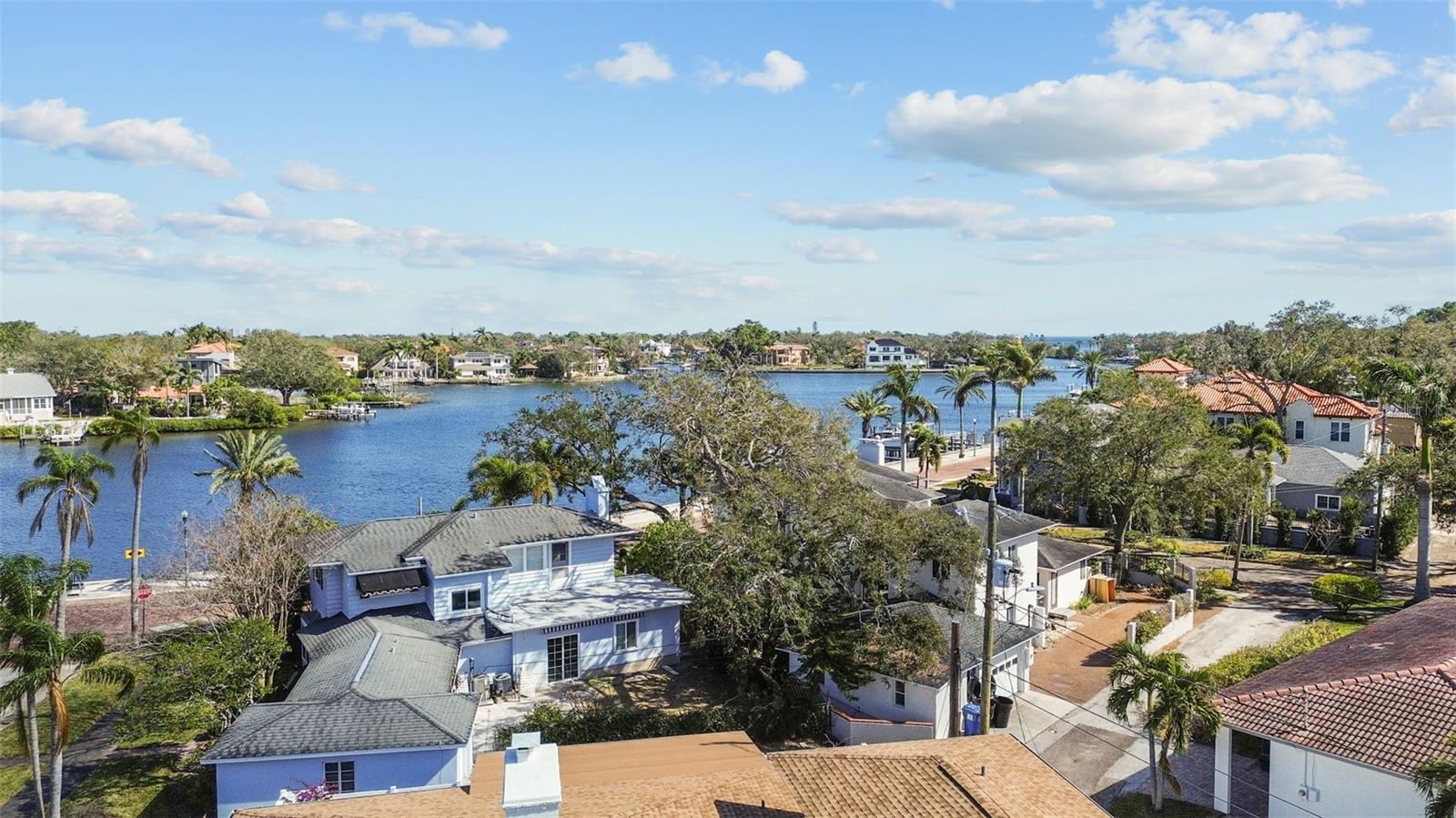 136 26TH AVE NE, ST PETERSBURG, FL, 33704