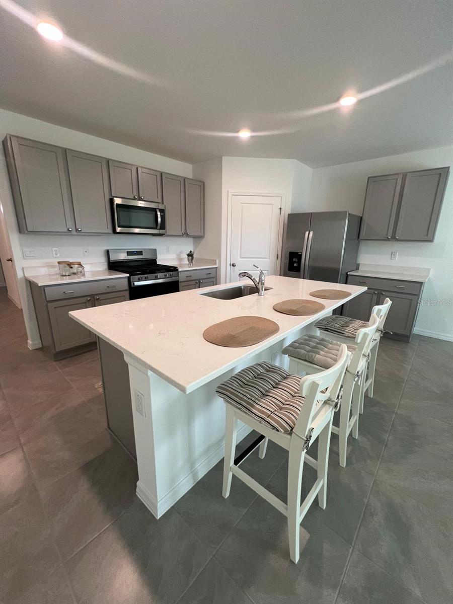 2863 WIDEWATER WAY, ZEPHYRHILLS, FL, 33541