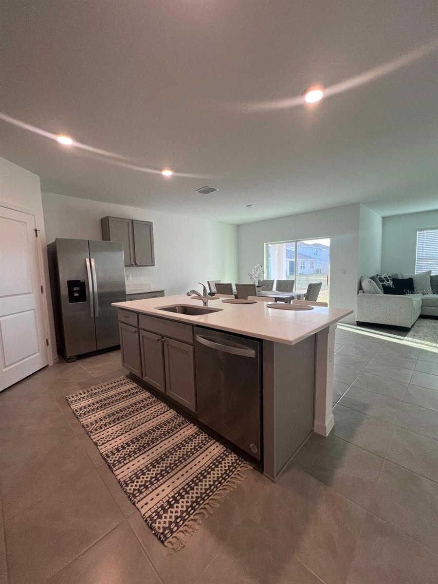 2863 WIDEWATER WAY, ZEPHYRHILLS, FL, 33541