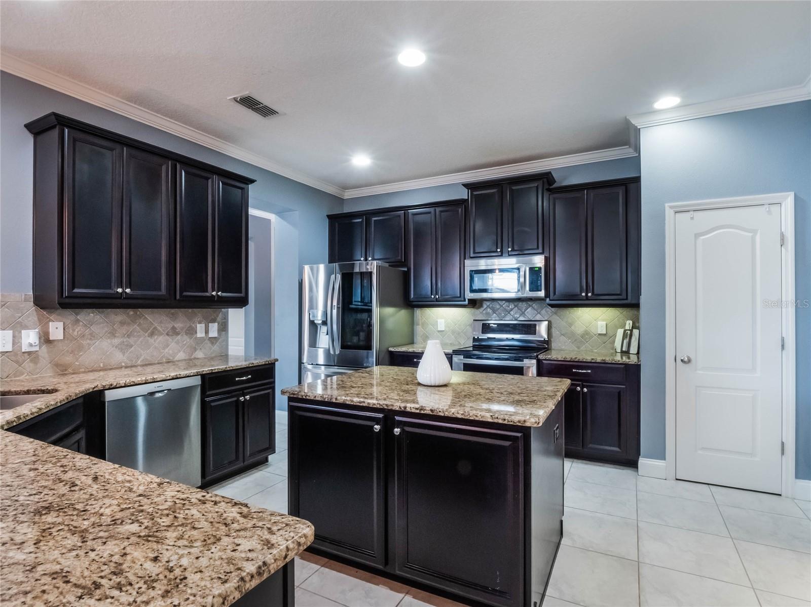 3652 CHANDLER ESTATES DR, APOPKA, FL, 32712