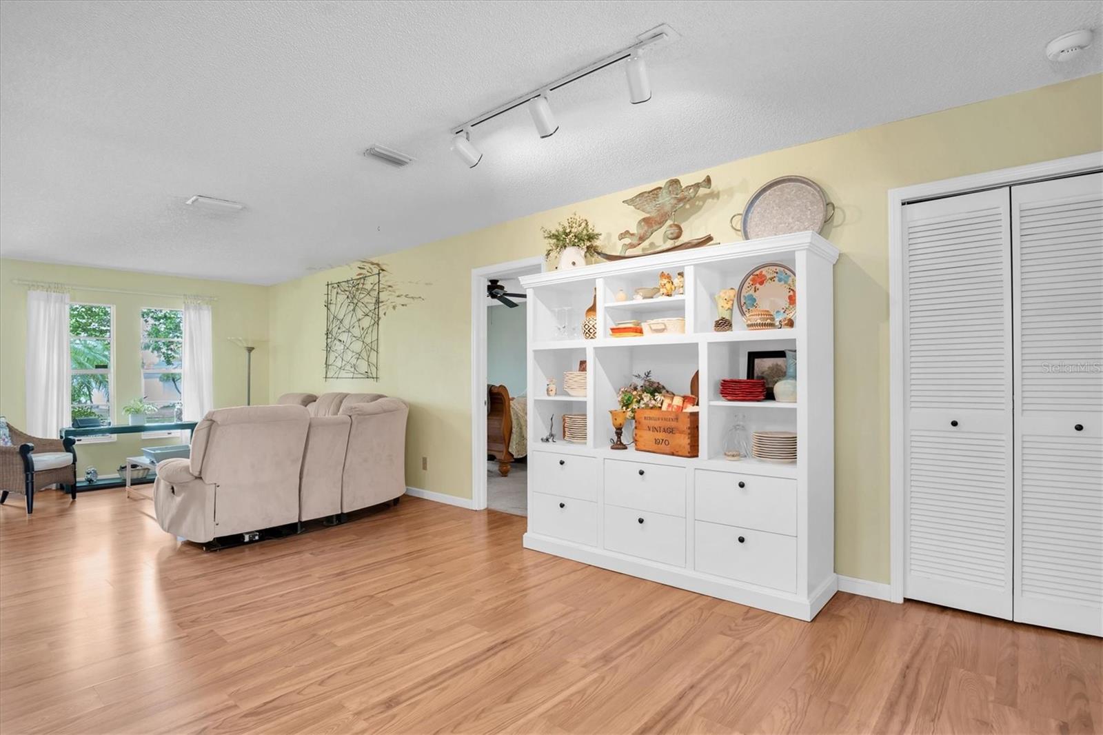 12331 WILD ACRES RD, LARGO, FL, 33773