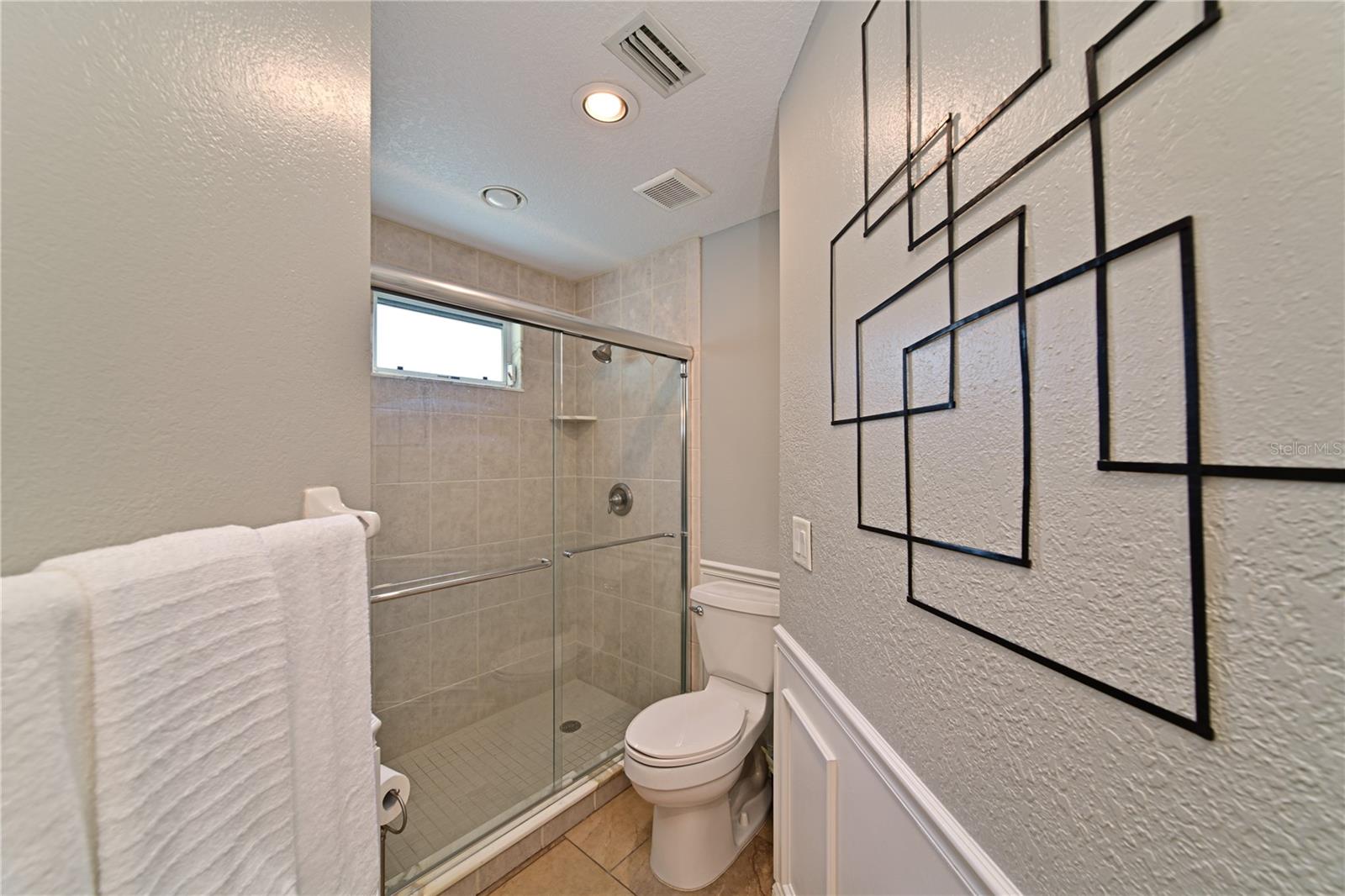 6589 FAIRWAY GARDENS DR #202, BRADENTON, FL, 34203