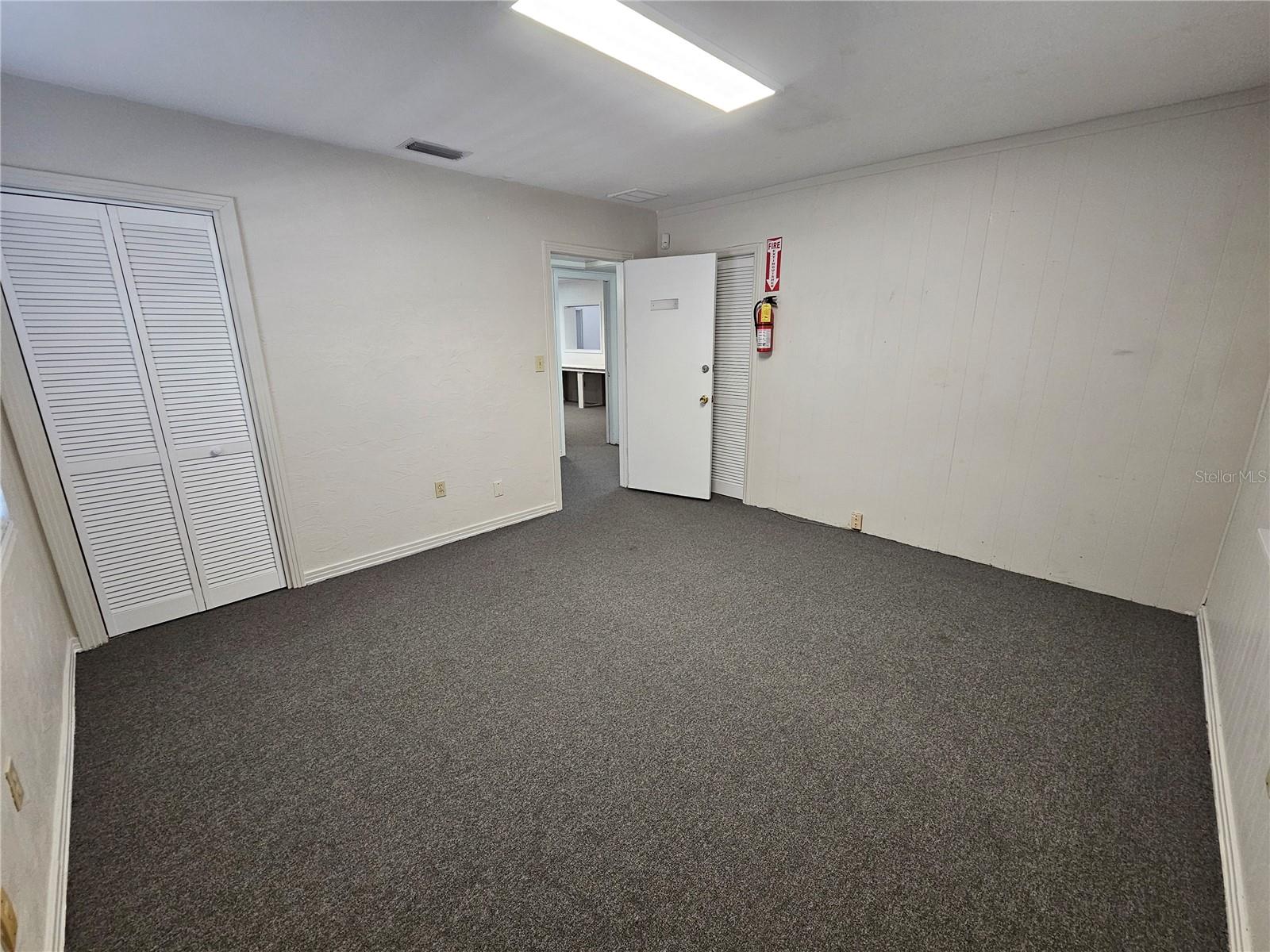 1218 OAKFIELD DR, BRANDON, FL, 33511