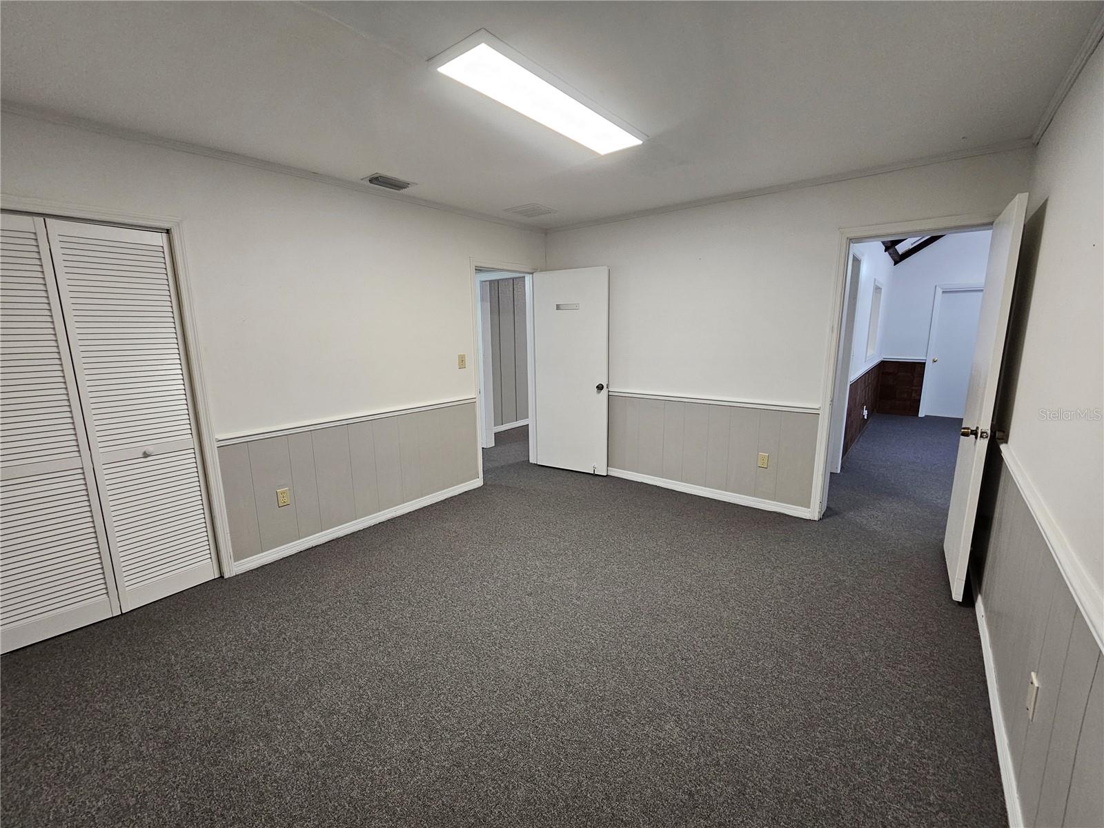 1218 OAKFIELD DR, BRANDON, FL, 33511