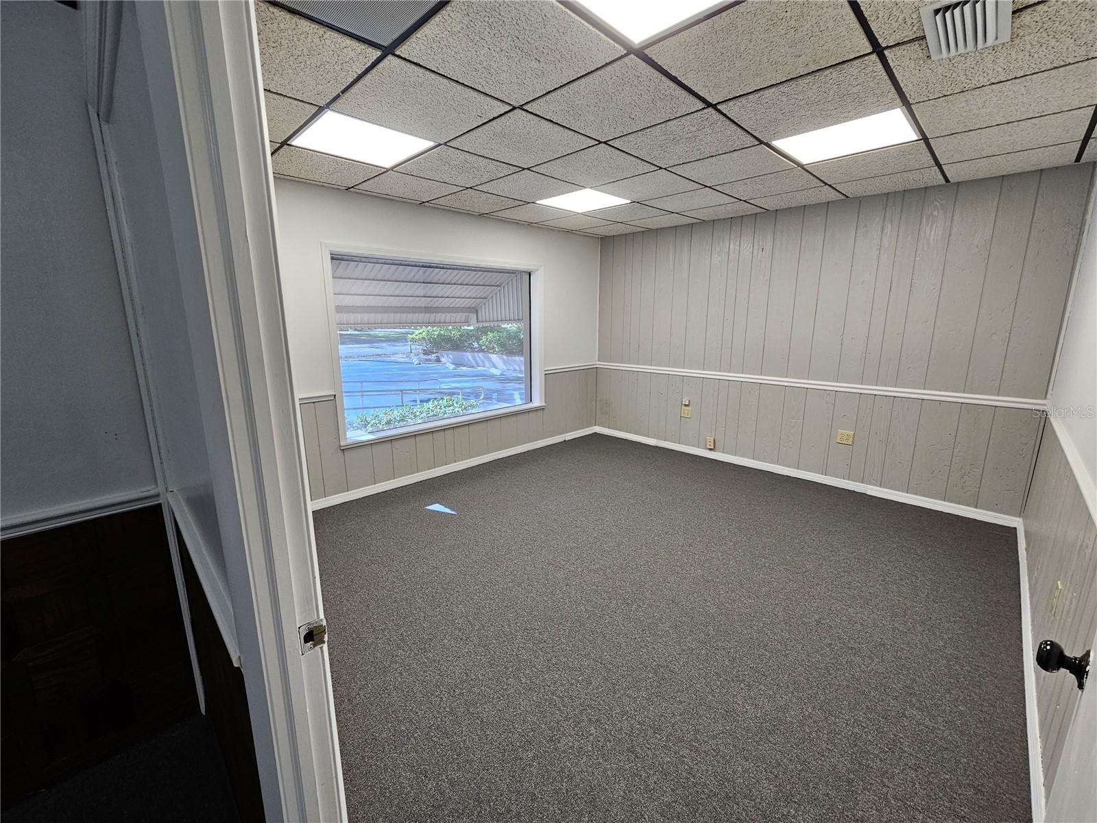 1218 OAKFIELD DR, BRANDON, FL, 33511