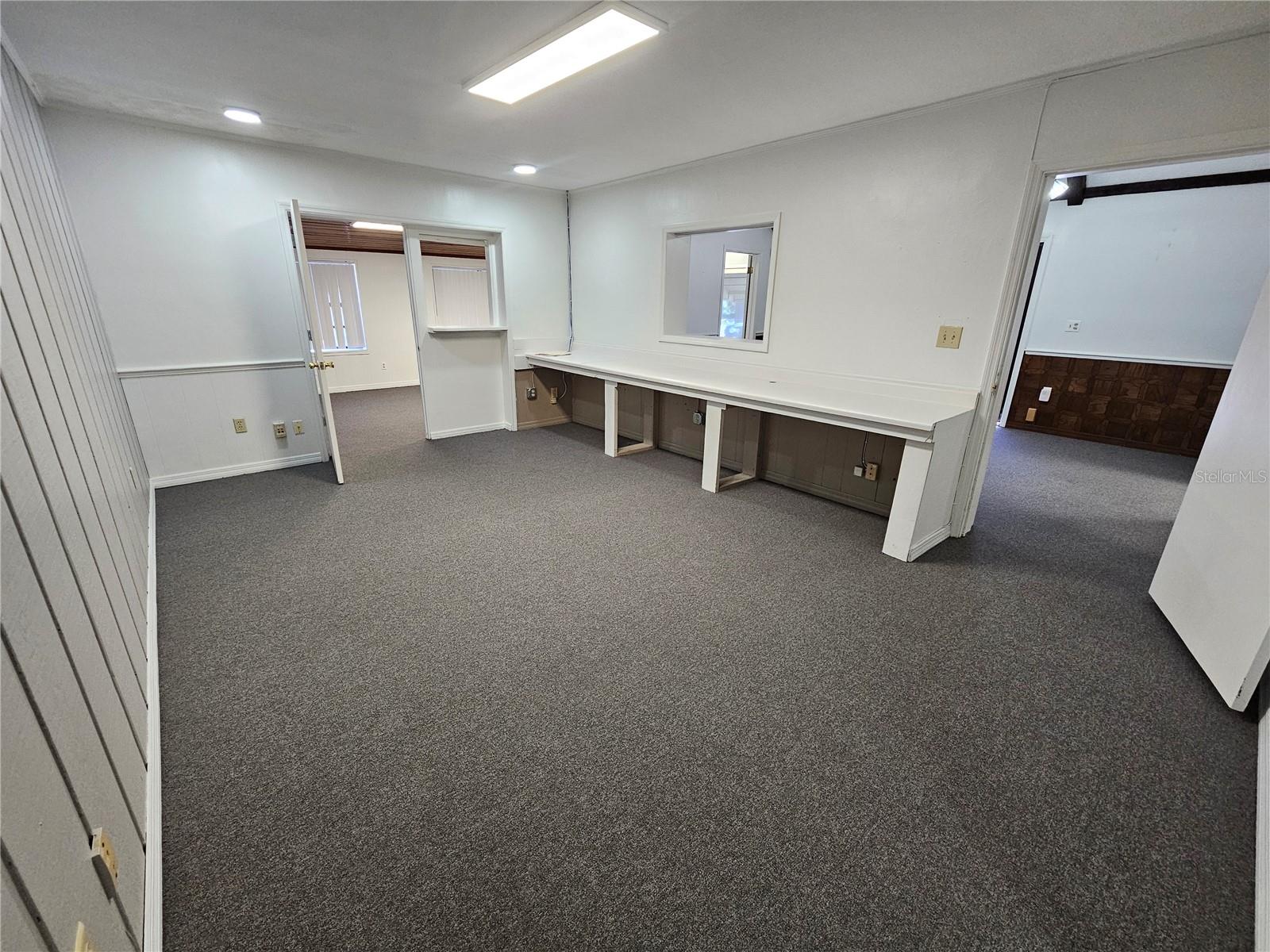 1218 OAKFIELD DR, BRANDON, FL, 33511