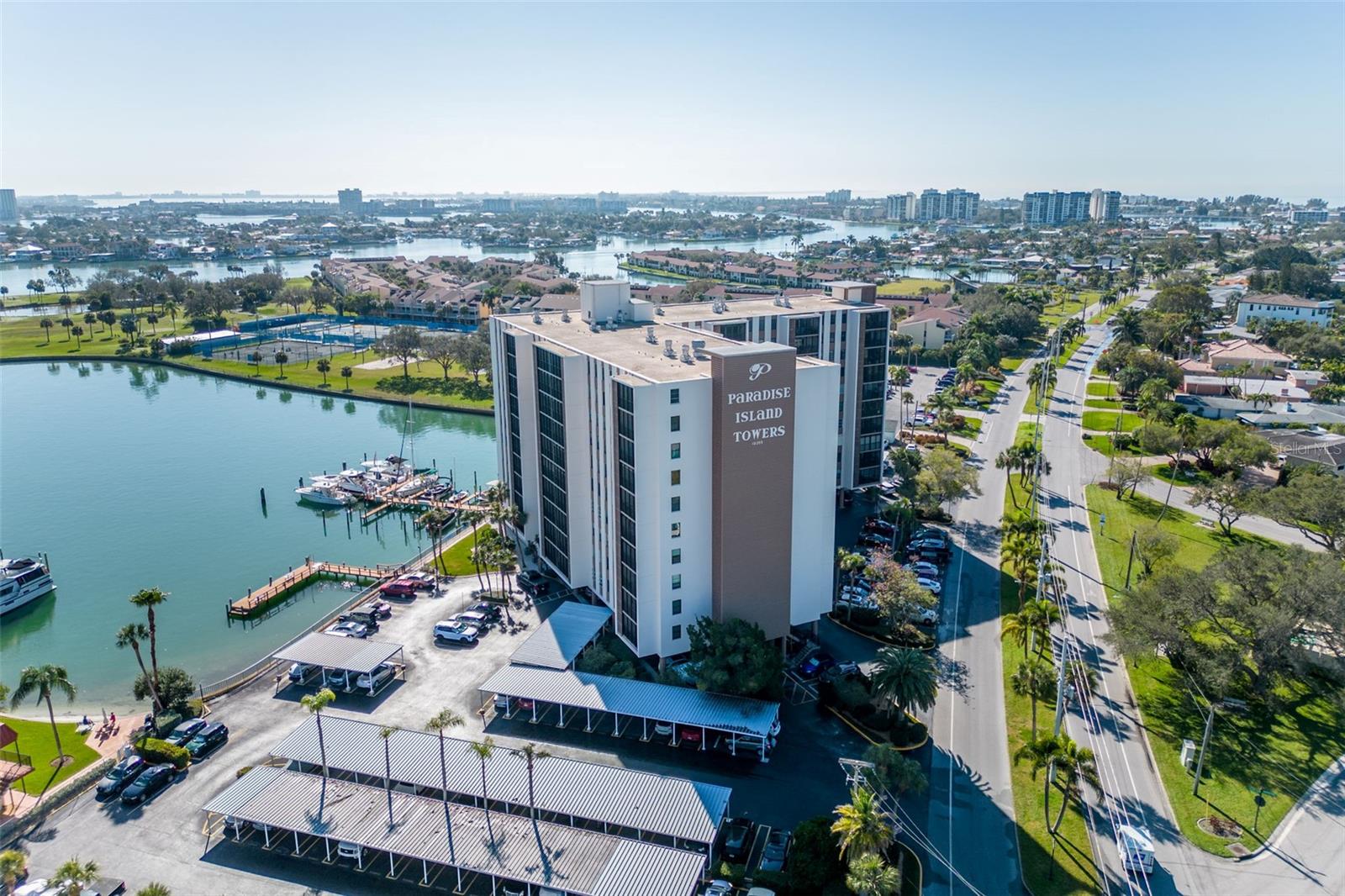 10355 PARADISE BLVD #207, TREASURE ISLAND, FL, 33706