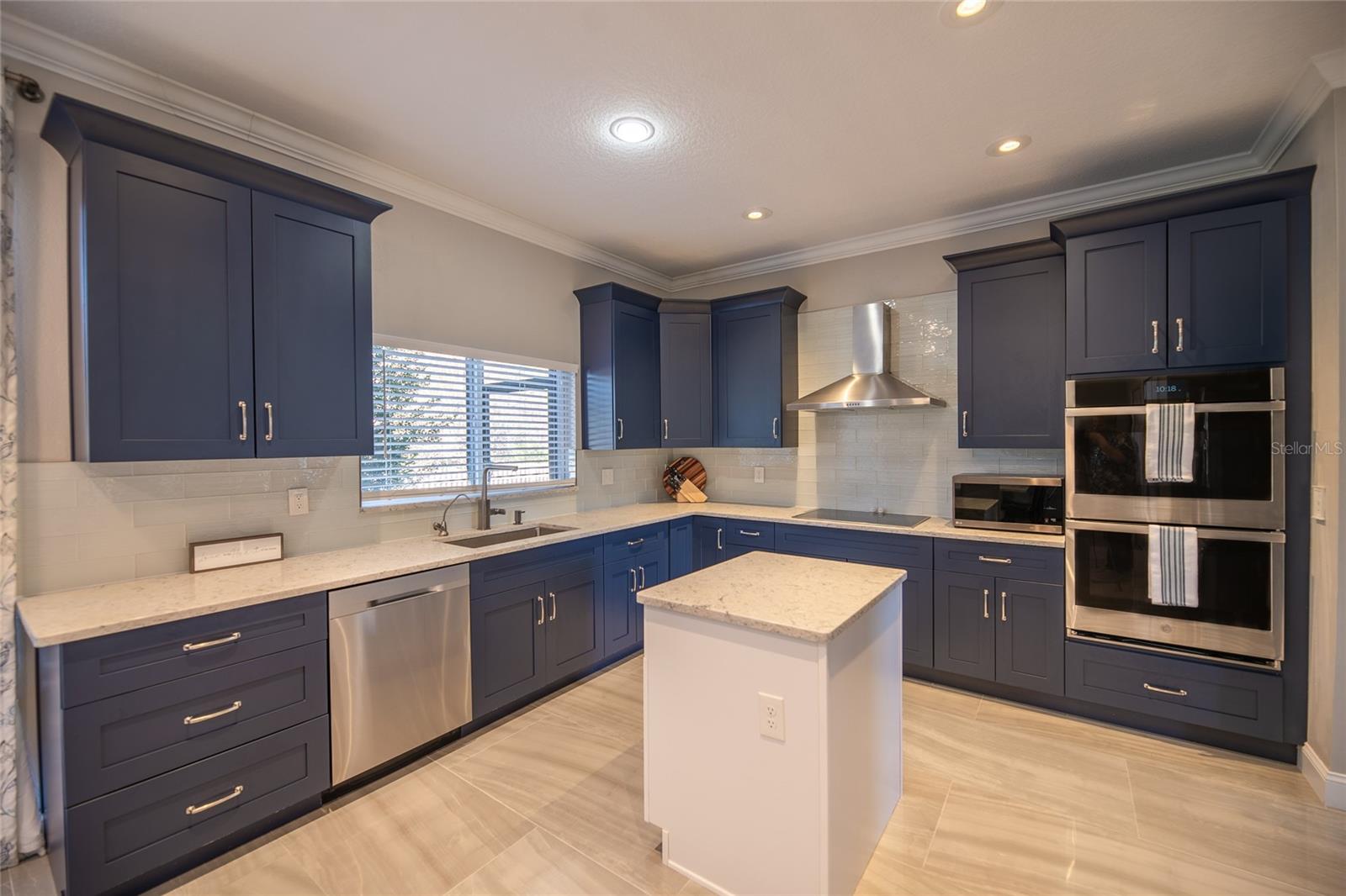 26932 SEA BREEZE WAY, WESLEY CHAPEL, FL, 33544