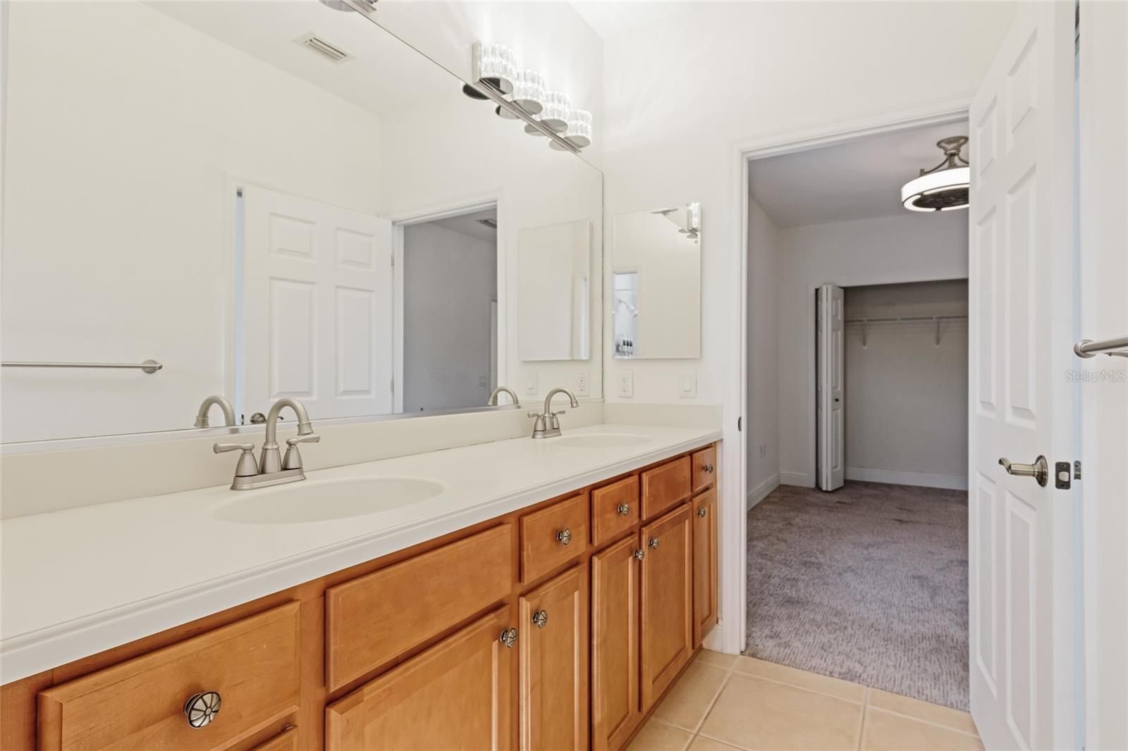 8368 MIRAMAR WAY #21, LAKEWOOD RANCH, FL, 34202