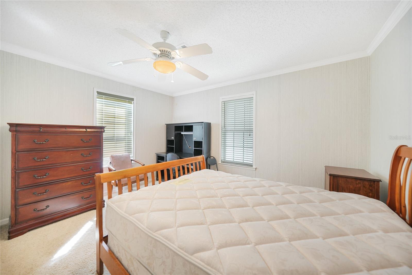 2 HOLLAND DR, PUNTA GORDA, FL, 33950