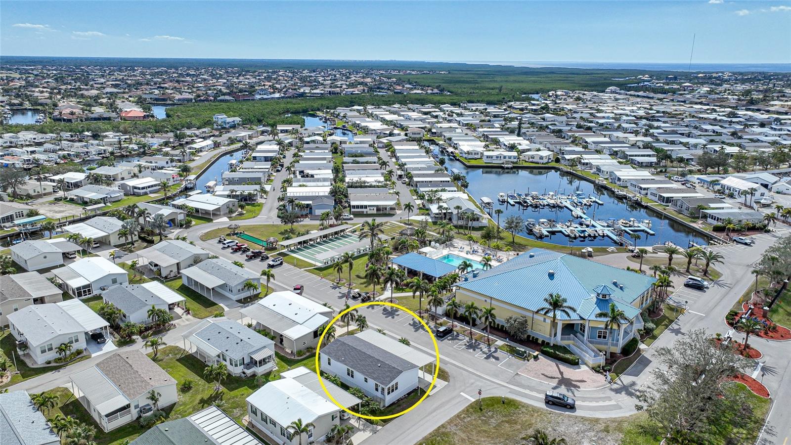 2 HOLLAND DR, PUNTA GORDA, FL, 33950