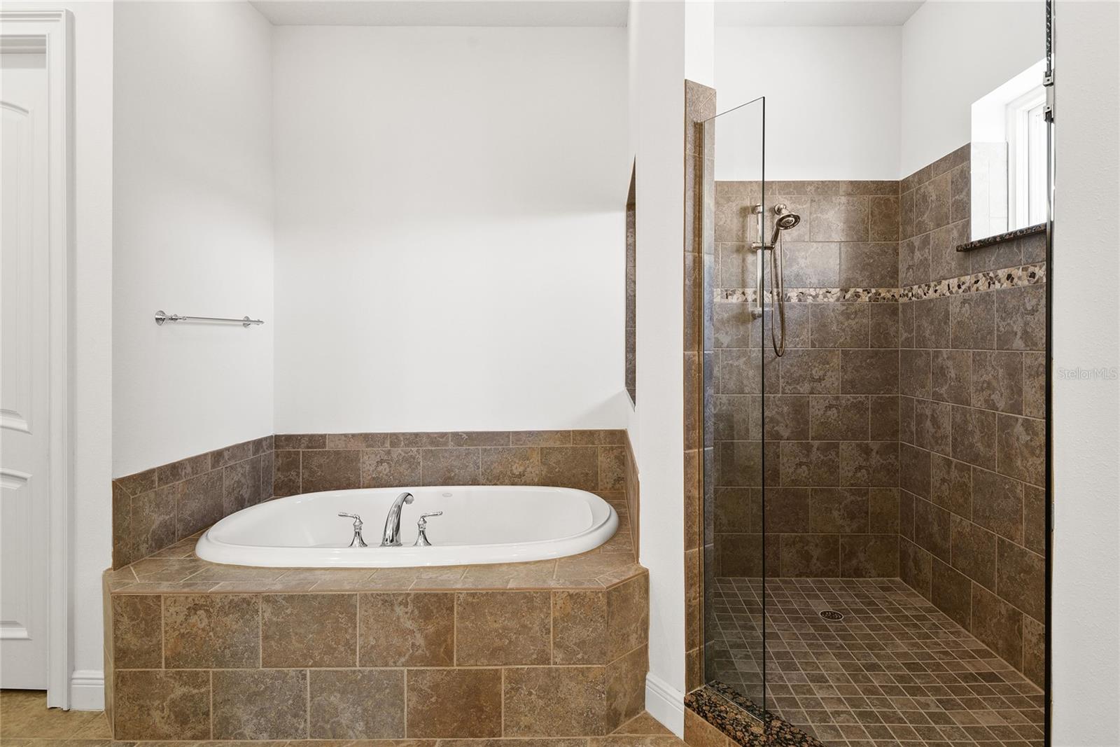 100 S VIRGINIA AVE #401, WINTER PARK, FL, 32789